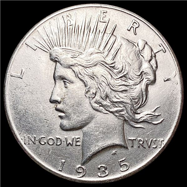 1935 Silver Peace Dollar CLOSELY UNCIRCULATED