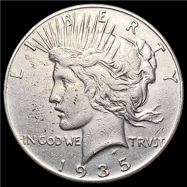 1935 Silver Peace Dollar CLOSELY UNCIRCULATED
