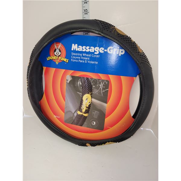 New Looney Tunes Tweety Bird Massage Grip Steering Wheel Cover