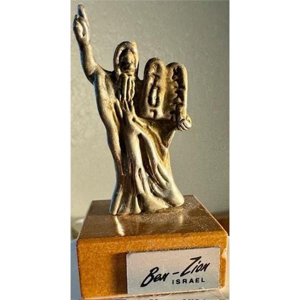 JUDAICA BEN ZION STERLING SILVER MUSICIAN "THE FIDDLER" CIRCA 1940's ON MARBLE