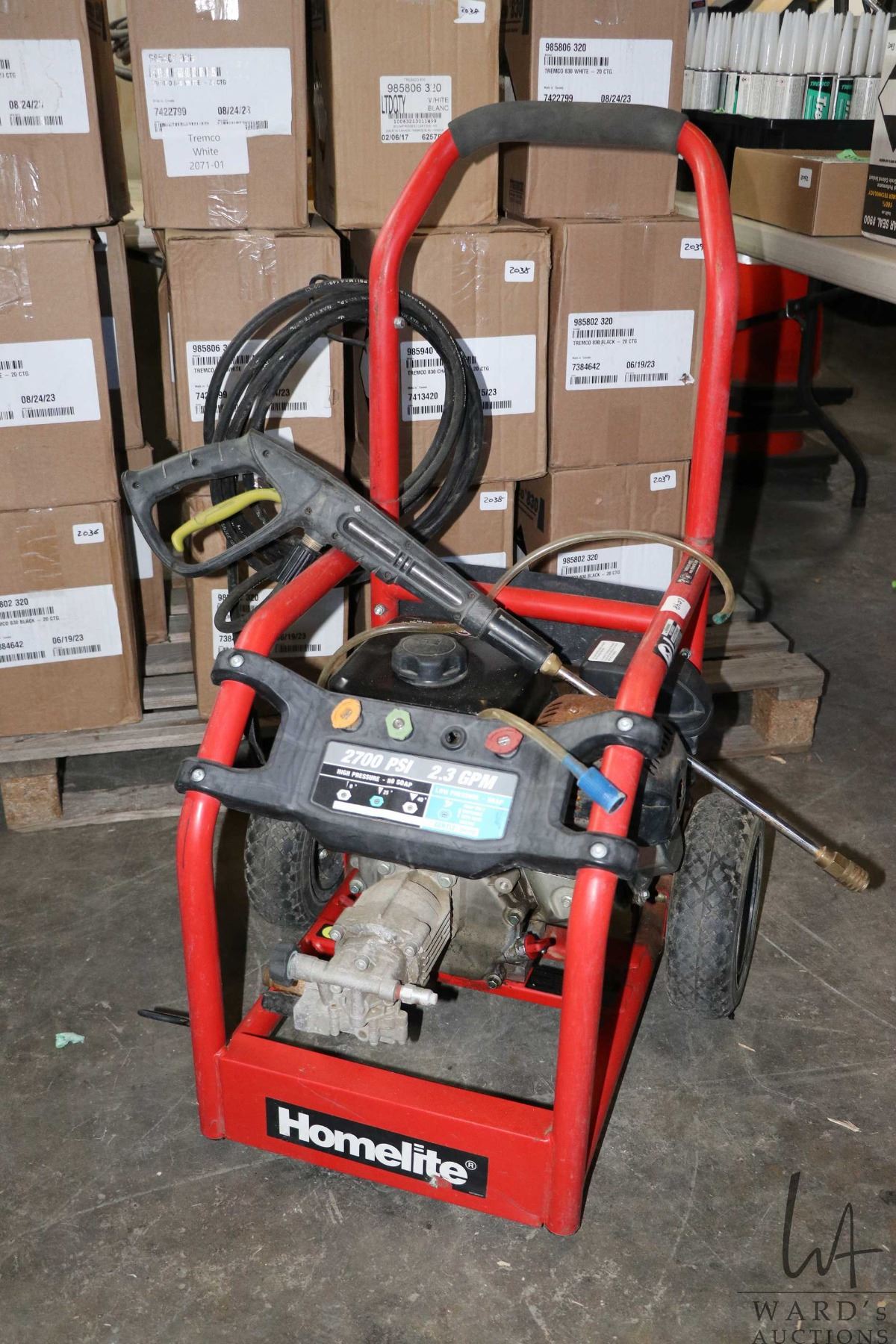 Homelite gas powdered 2700 PSI pressure washer with hose and wand ...