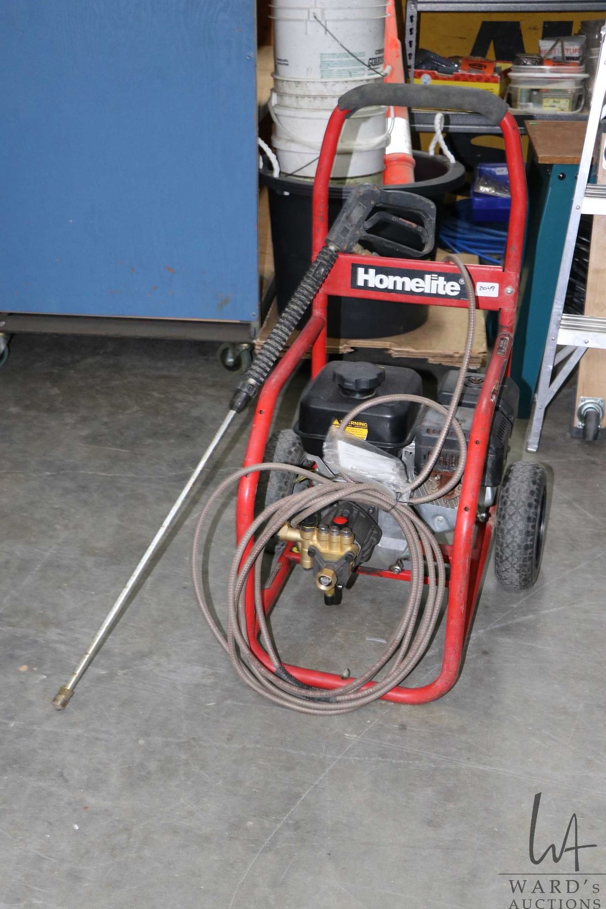 Homelite gas powdered 2700 PSI pressure washer with hose and wand ...