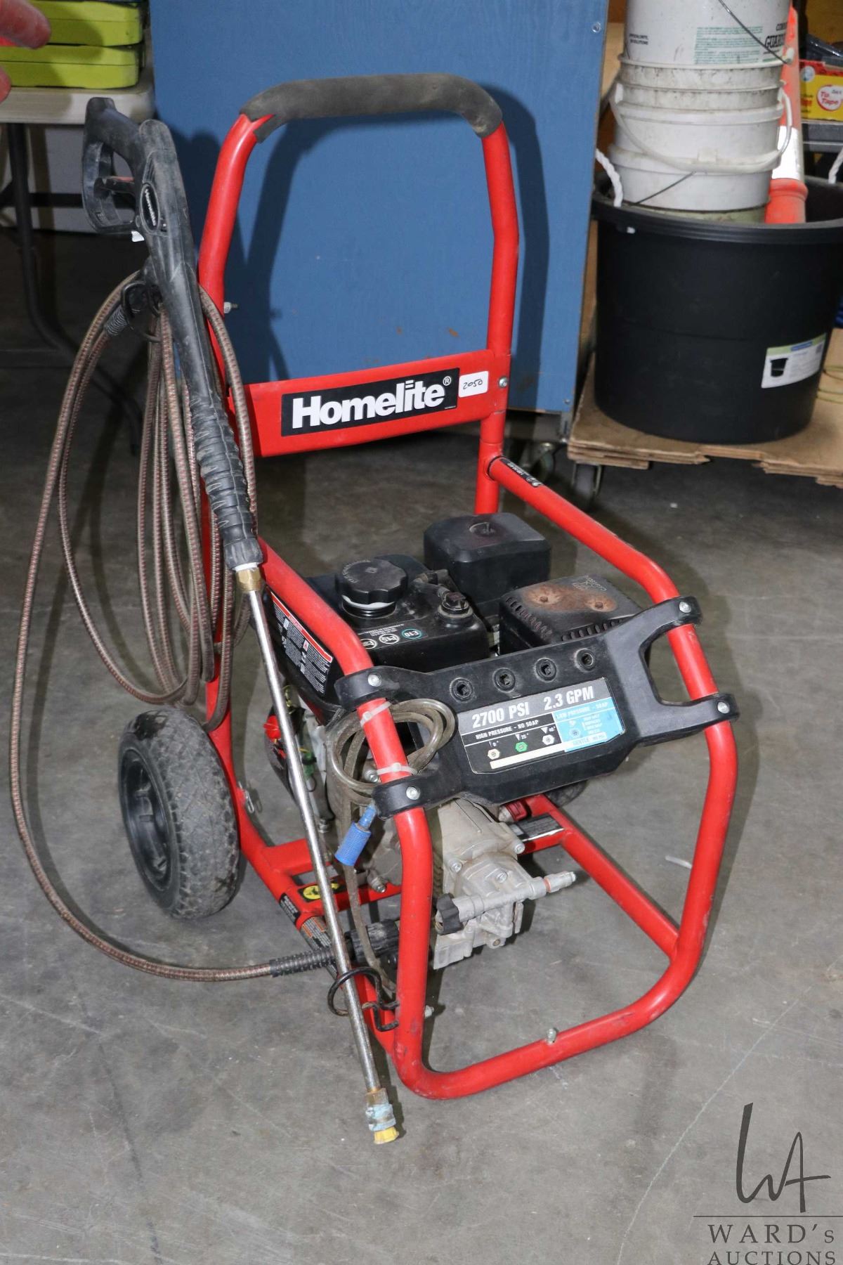Homelite gas powdered 2700 PSI pressure washer with hose and wand ...