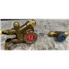 Image 2 : Lot of Valves
