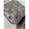 Image 3 : 2 Palecek Button Cube Ottomans