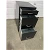 Image 2 : 3 Drawer Metal Filing Cabinet - Comes with 2 keys