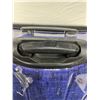Image 7 : Samsonite Hard Shelled Suitcase on Wheels