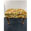 Image 1 : Vintage Footstool