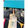Image 8 : Assorted Sewing Notions