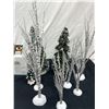 Image 2 : Heritage Village Collection Figurines & Trees