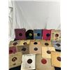 Image 1 : Assorted Vintage Gramophone Records