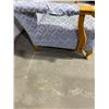 Image 4 : Vintage Upholstered Chair