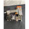 Image 1 : Paslode 10 Pneumatic Coil Nailer