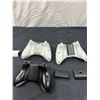Image 3 : 3 X Box Controllers