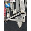 Image 5 : Assorted Home Hardware
