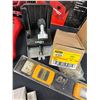 Image 17 : Assorted Gardening Supplies