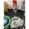 Image 5 : Assorted Gardening Supplies
