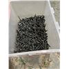 Image 13 : Bostitch 28 Degree Wire Held Framing Nailer & Assorted Nails & Staples