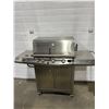 Image 1 : Front Avenue Propane BBQ with Propane Tank