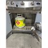 Image 7 : Front Avenue Propane BBQ with Propane Tank