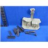 Image 1 : Lee Enfield Kit - 10 Stripper Clips, Oiler and Pouch