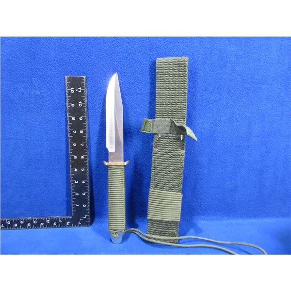 Ek Commando Bowie Knife with Nylon Sheath - 6 3/4" Blade