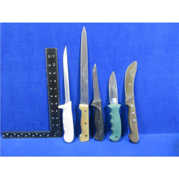 5 Assorted Fixed Blade Knives