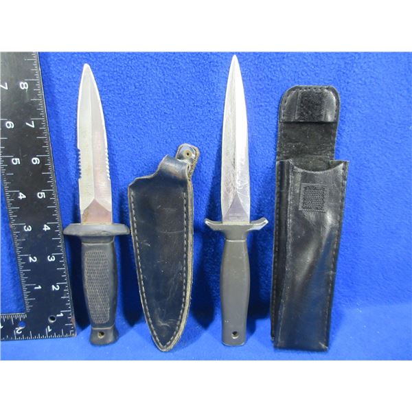 2 Fixed Blade Boot Knives