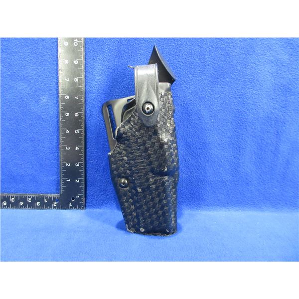 Safariland Right Hand Basketweave Holster for Glock 17/22