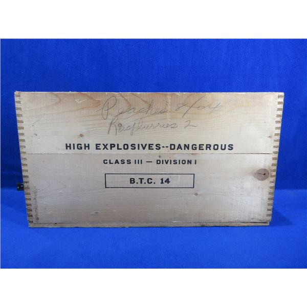 CIL Wood Ammo Box - Stopeite 55% - 22" x 9 3/4" x 12" H