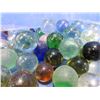 Image 3 : 3 Bags of Marbles - Onion Skin (50), Clear (50), Large (17)