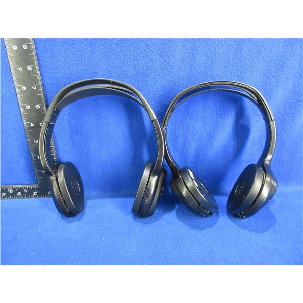 2 Pairs of Clarion Automotive Infrared Wireless Headphones