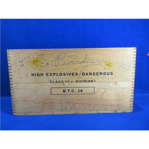 CIL Wood Ammo Box - Stopeite 55% - 22" x 9 3/4" x 12" H