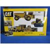 Image 1 : CAT 1:64 Scale Gift Set - Includes 3 Die Cast Models