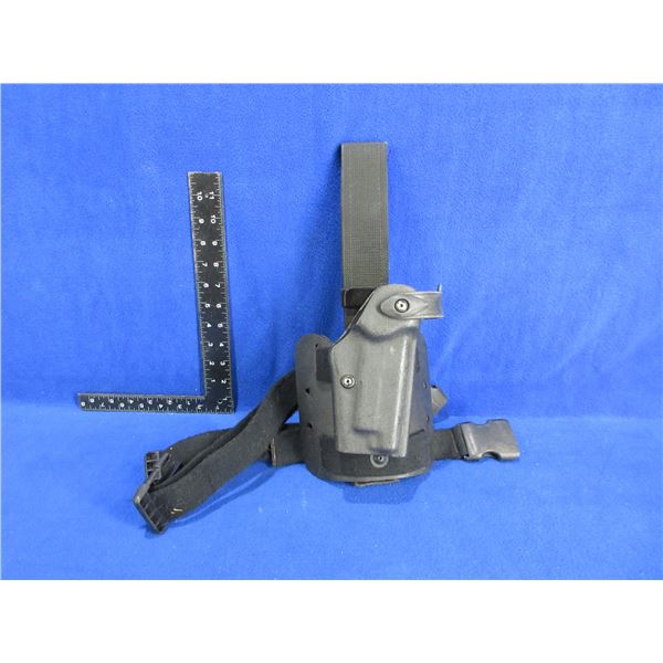 Safariland Drop Leg Holster 6004-140 - Right Hand