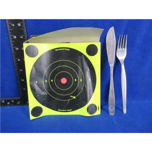 50 Shoot-N-C Targets and NRZ Fork and Rhodesia Knife