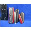 Image 1 : 2 Miniature Pocket Knives and a Swiss Army Knife