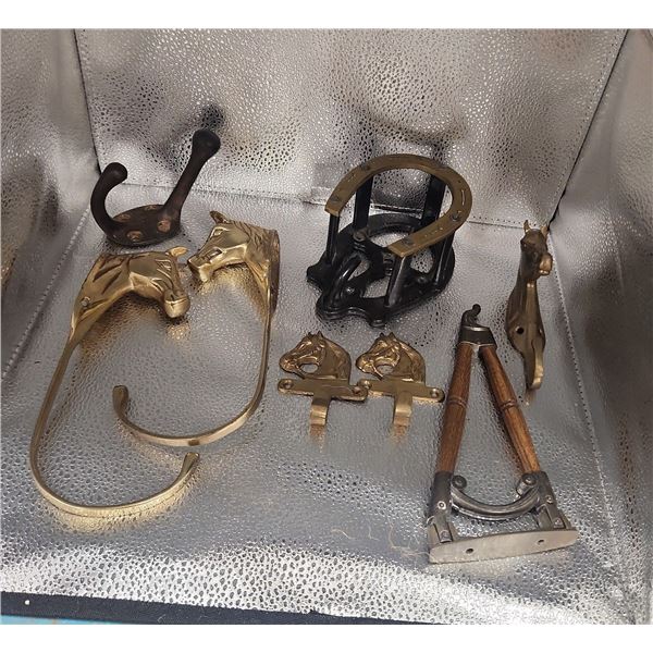 Tack Hanging Hooks