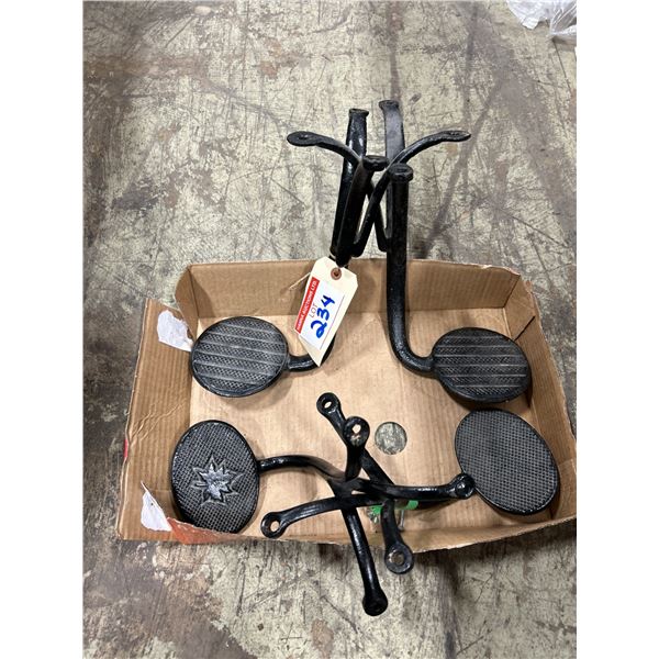 4 Antique Buggy Steps