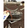 Image 2 : 2 Vintage Cast Iron Sad Irons & Related Items