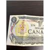 Image 6 : 2 Circulated 1973 Canadian Banknotes