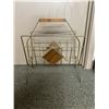 Image 1 : Mid-Century Magazine Rack