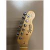 Image 2 : Fender Electric Guitar