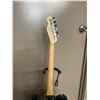 Image 6 : Fender Electric Guitar