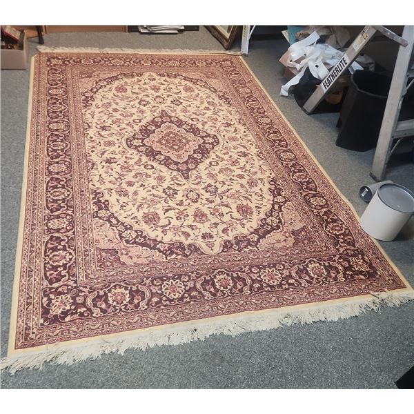Hand Knotted Carpet