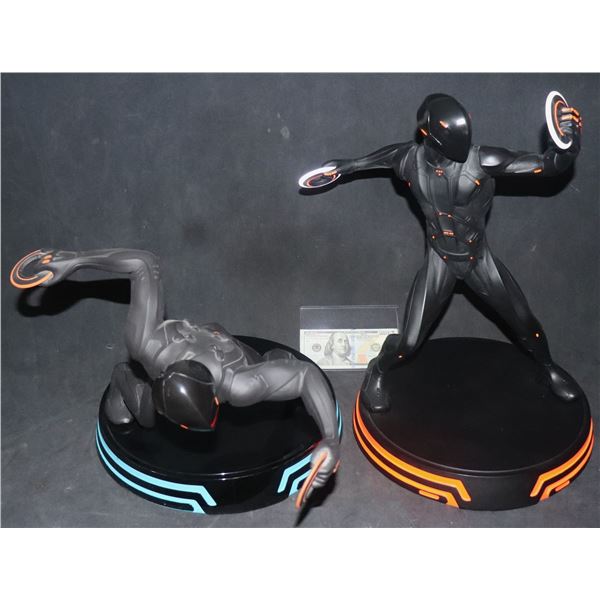 TRON LEGACY RINZLER MAQUETTE PROTOTYPE AND SIDESHOW ARTIST PROOF