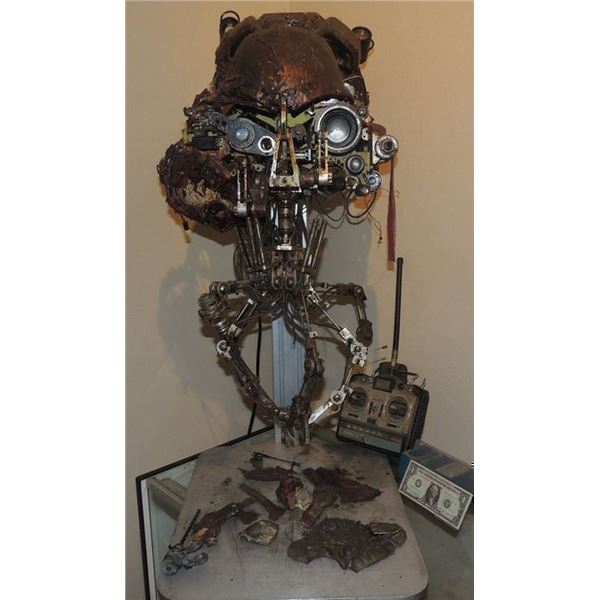 VIRUS ALIEN GOLIATH SCREEN MATCHED HERO ANIMATRONIC HEAD PUPPET LIGHTS UP & WORKS