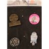 Image 1 : STAR WARS FILMS & TV SERIES 26 YEAR CAST & CREW PIN LOT OF 4 J