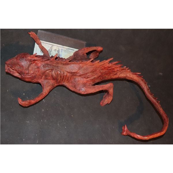 GUARDIANS OF THE GALAXY BLOODY ORLANI LIZARD SCREEN USED SUPER HERO