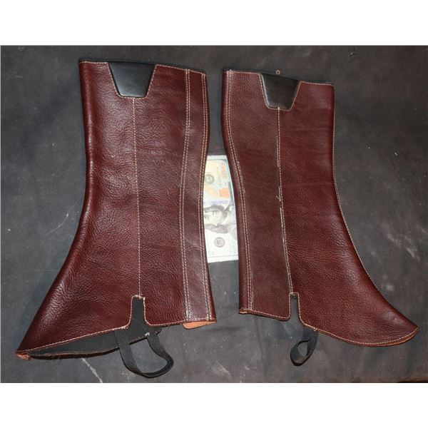 STAR WARS THE MANDALORIAN BOOT SPATS PAIR PRODUCTION PROTOTYPE FEMALE